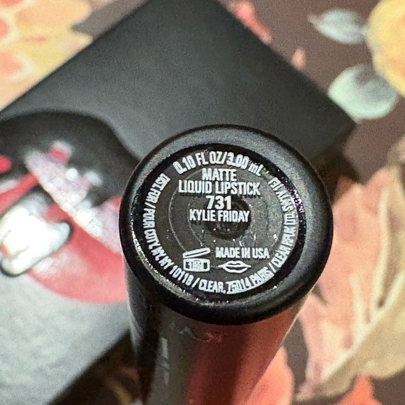 BNIB Kylie Lip Kit *FRIDAY* - Picture 8 of 11